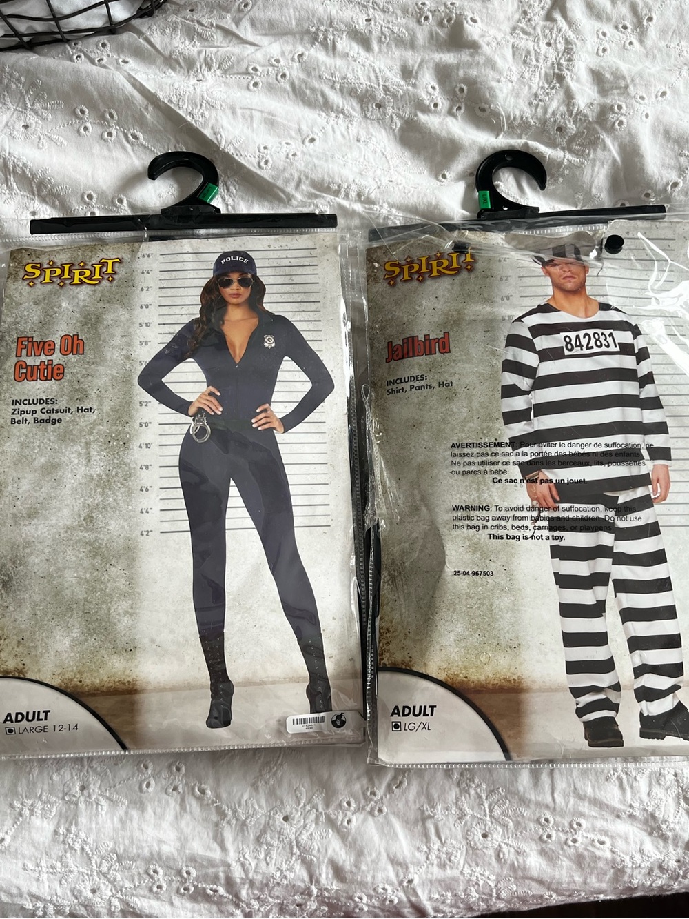 Spirit Police & Prisoner Costume Set